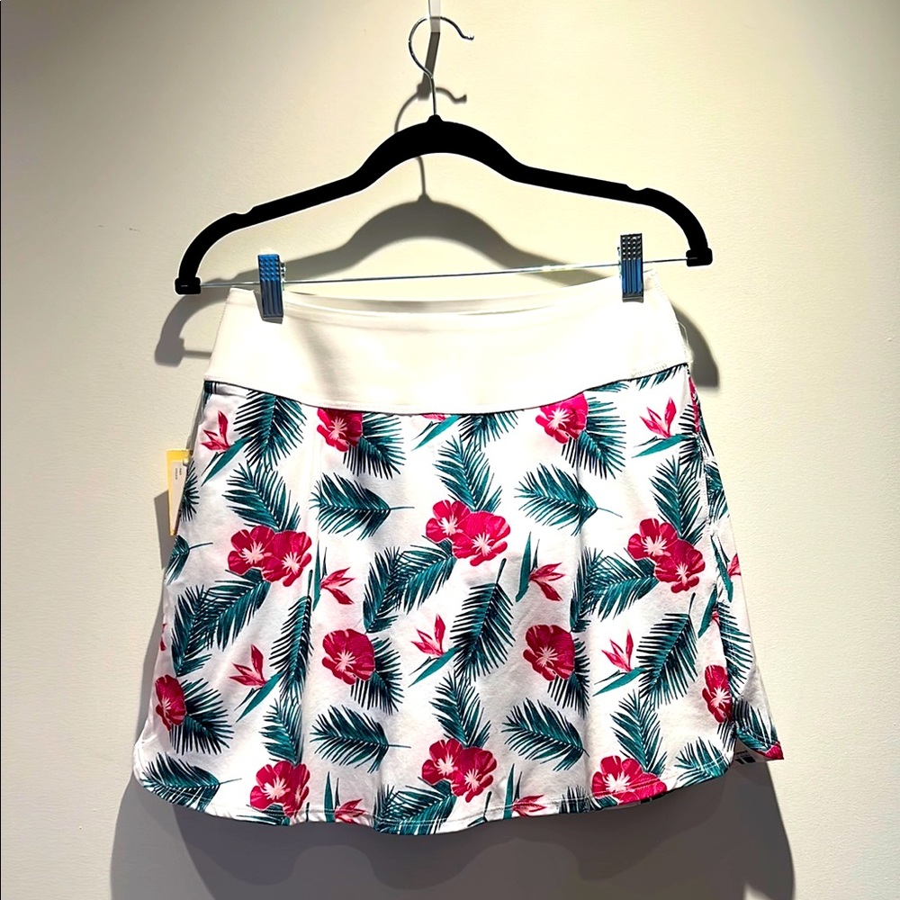 NWT PUMA Women’s Powershape Floral Golf Skirt /Skort SMALL